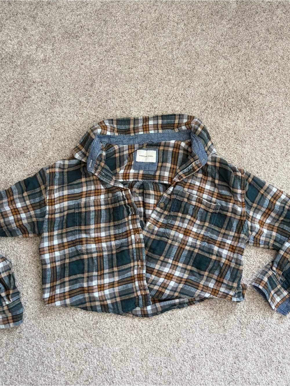 American Eagle flannel cropped Green, Brown womens XS Plaid Button-Down Shirt - Picture 2 of 4